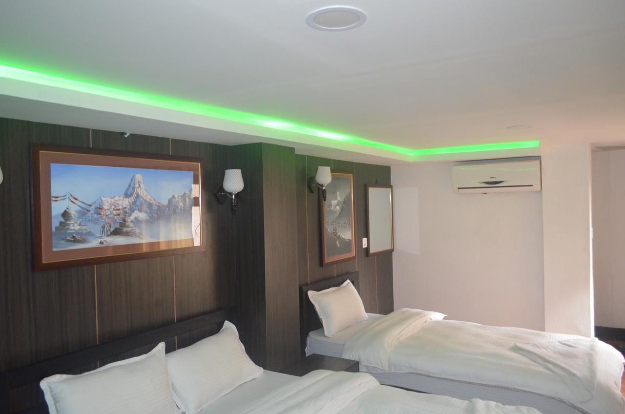 Hotel Holiday Inn كاتماندو المظهر الخارجي الصورة