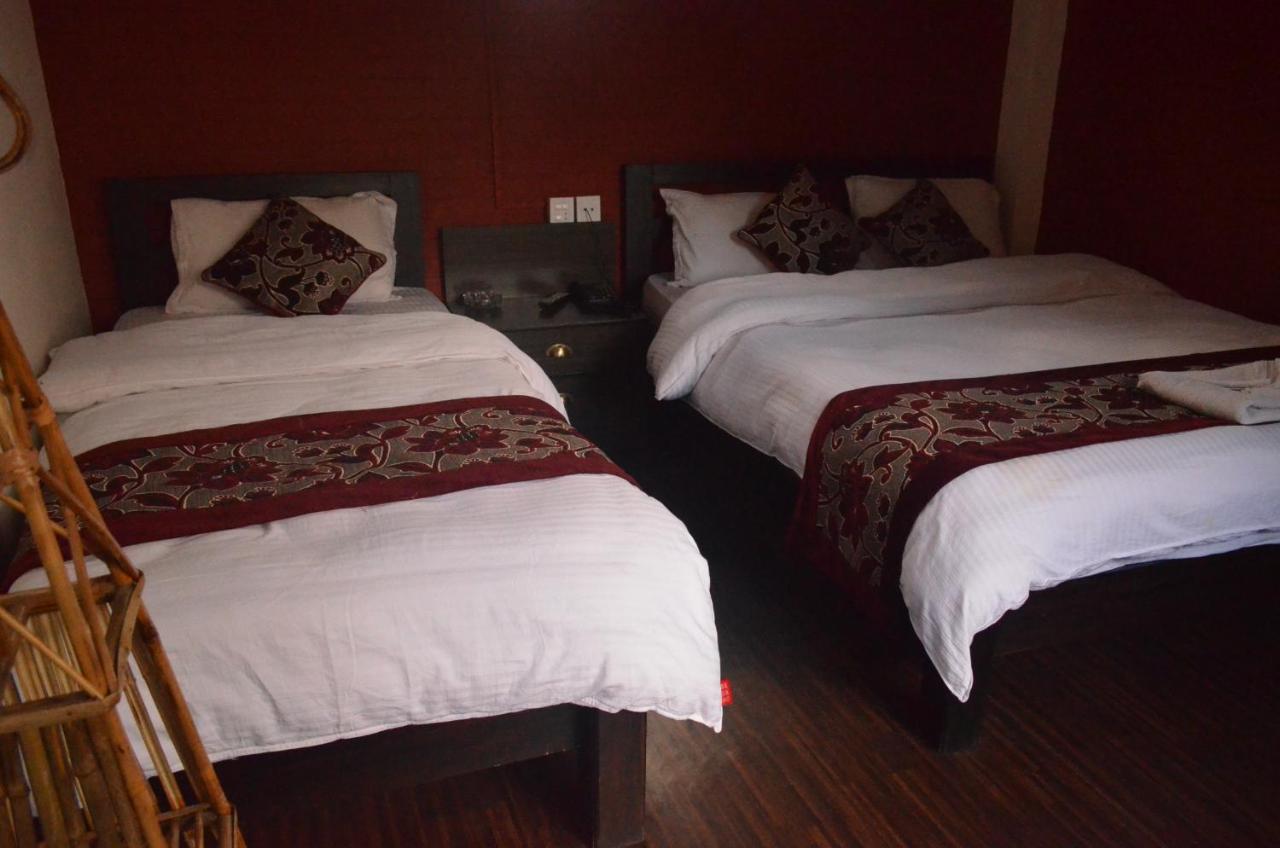 Hotel Holiday Inn كاتماندو المظهر الخارجي الصورة