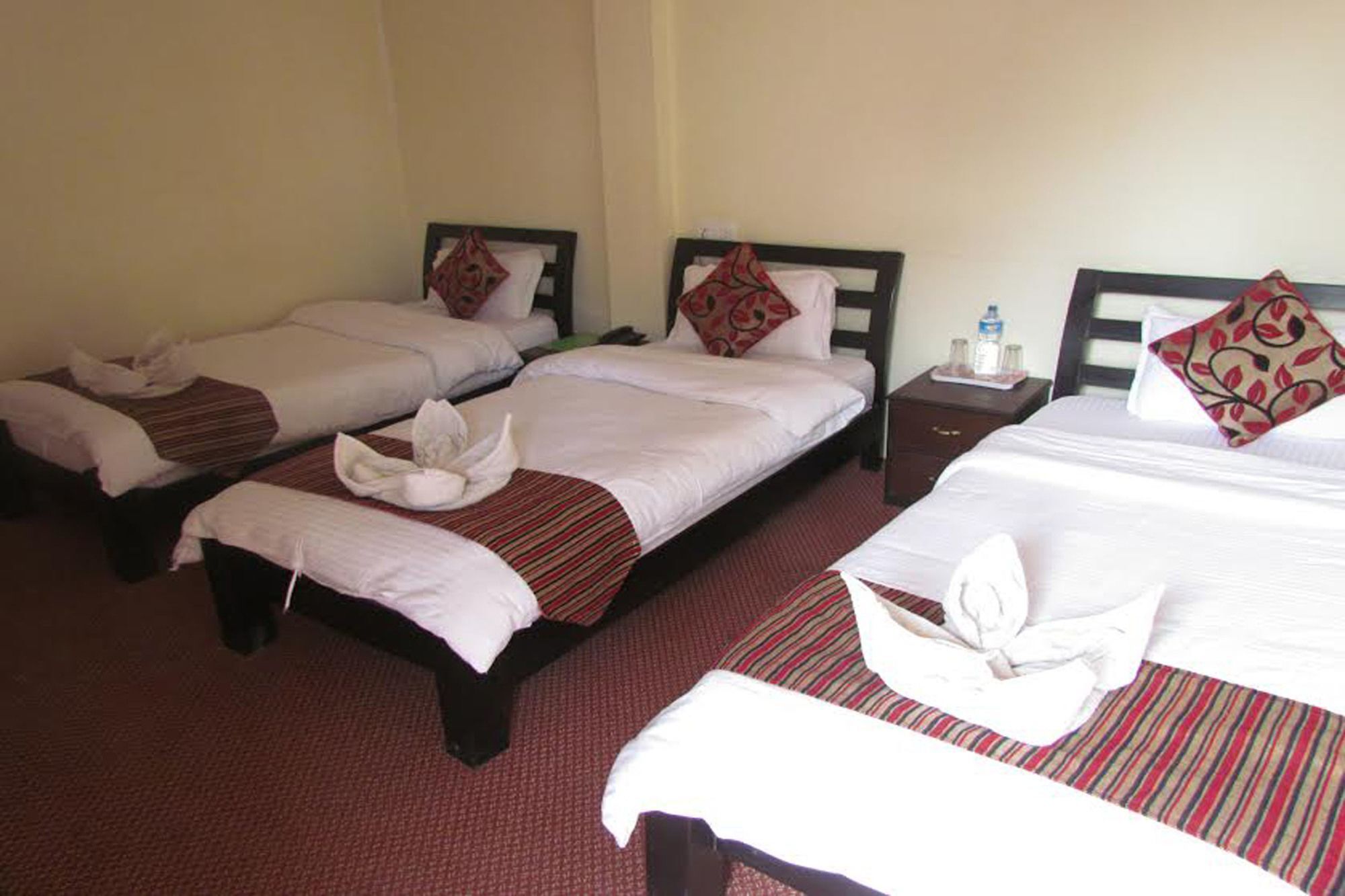 Hotel Holiday Inn كاتماندو المظهر الخارجي الصورة
