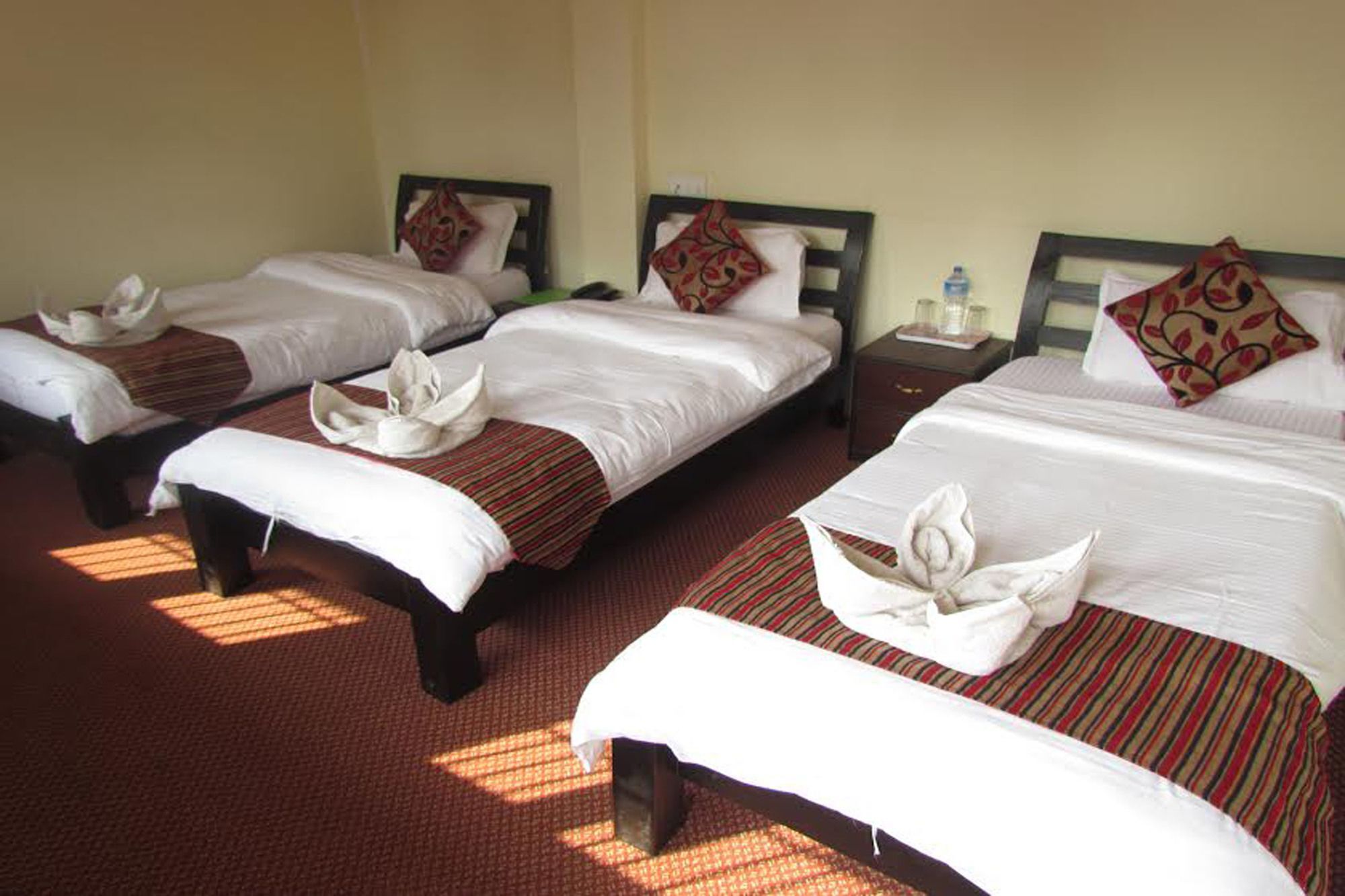Hotel Holiday Inn كاتماندو المظهر الخارجي الصورة