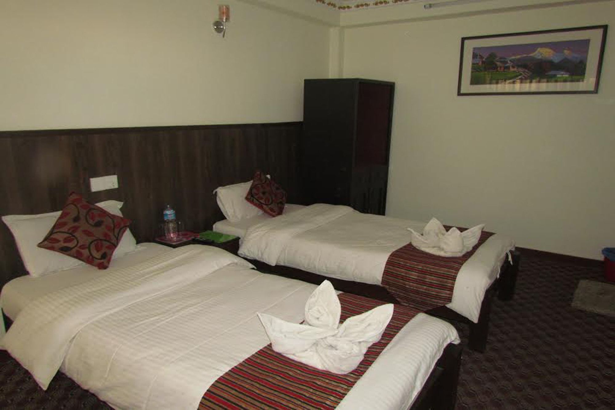 Hotel Holiday Inn كاتماندو المظهر الخارجي الصورة